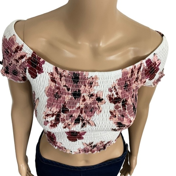 CHARLOTTE Russe Stretchy off the shoulder Floral crop top size XS - Picture 3 of 9